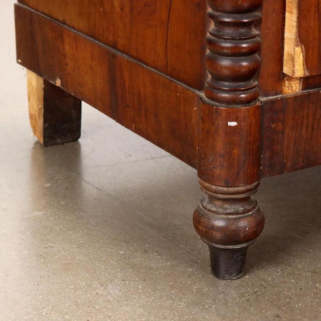 Wood Louis Philippe Chest of Drawers in Walnut, 19th Century For Sale - Image 7 of 11