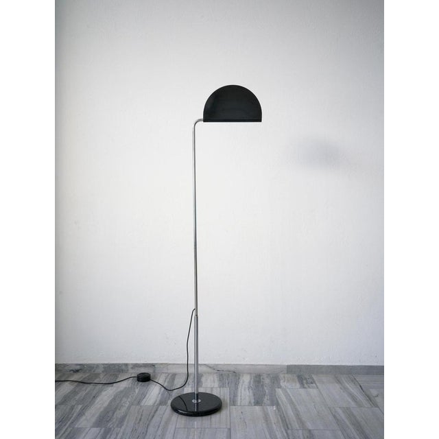 Mezzaluna floor lamp by Bruno Gecchelin for Skipper, 1975. Marble base, telescopic height (180-235cm) and rotating head....