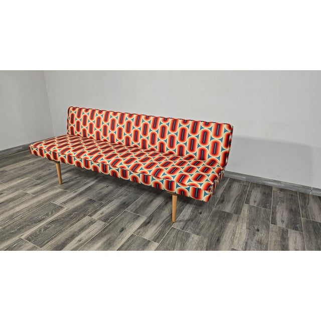 Czechoslovakian Sofa by Miroslav Navratil For Sale - Image 4 of 14