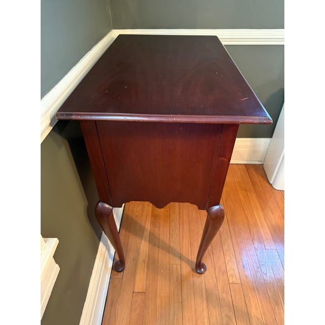 Wood Vintage Hickory Chair Queen Anne Style Lowboy / Dressing Table For Sale - Image 7 of 13