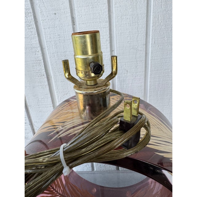 Amethyst Vintage Modern Amethyst Lucite Sculptural Palm Frond Lamp For Sale - Image 8 of 11