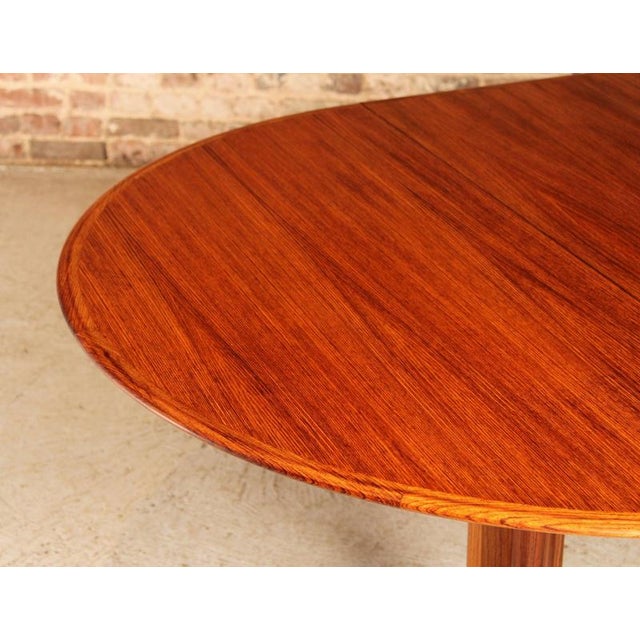 Brown Mid-Century Danish Extendable Rosewood Dining Table from Dyrlund, 1970s For Sale - Image 8 of 13
