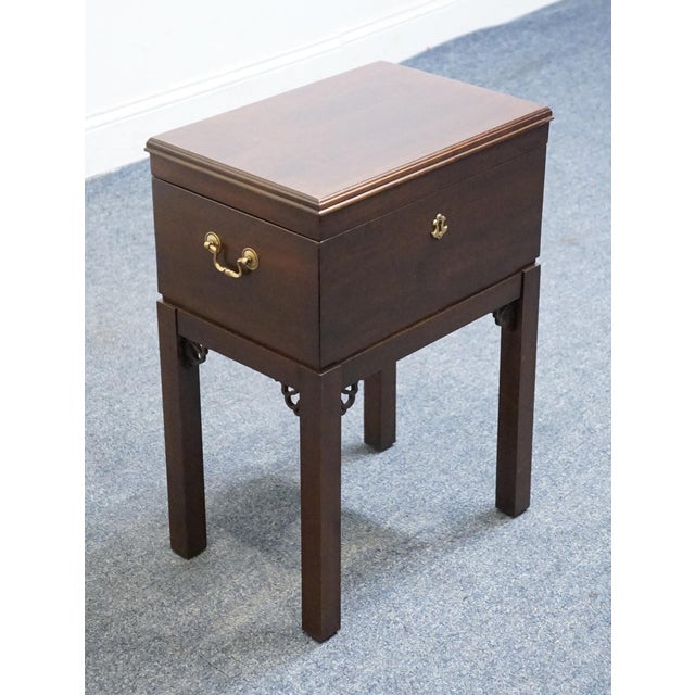 Traditional Ethan Allen Georgian Court Solid Cherry Traditional 16x11" Box on Stand 11-3403 - 225 Vintage Finish For Sale - Image 3 of 12