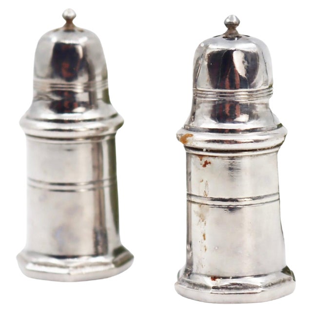 20th Century Salt Shaker and Pepper Shaker from Christofle House, Set of 2 For Sale