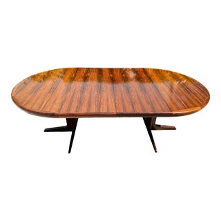 Mid 20th Century Rosewood Danish Mid Century Modern Round to Oval Extendable Dining Table With a Pedestal Base For Sale