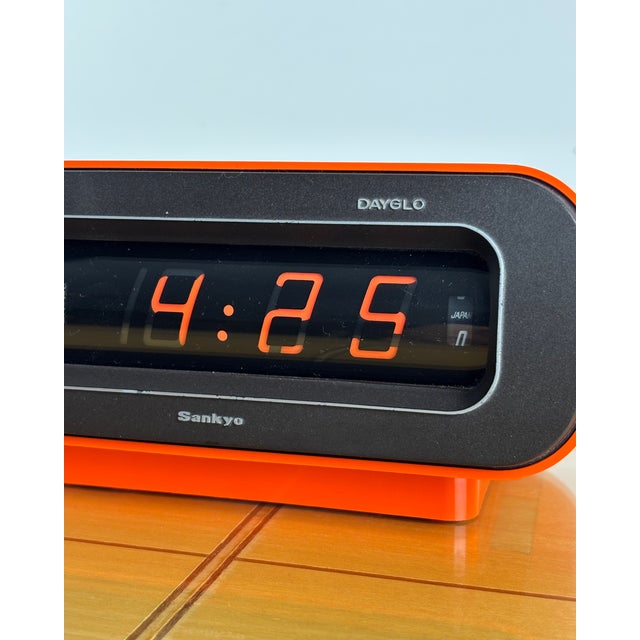 Vintage Sankyo Dayglo 204 Digital Clock, 1976 For Sale - Image 9 of 13