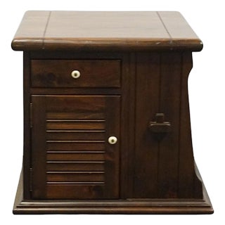 Ethan Allen Antiqued Pine Old Tavern 25" Right Facing Accent Storage Bookcase End Table 12-8207 For Sale