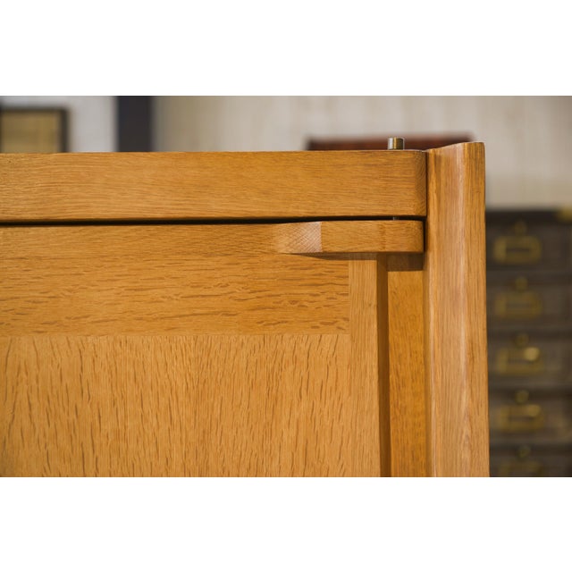 Display Cabinet by Guillerme et Chambron with Ceramic Handles by Danikowski for Votre Maison, 1960s For Sale - Image 11 of 17