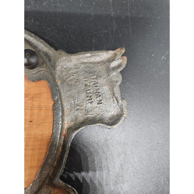 Vintage Cast Iron Cow Footed Trivet Wood Center Kitchen Hot Pad Rustic For Sale - Image 4 of 4