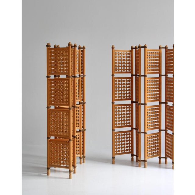 Wood Scandinavian Modern Screens or Room Dividers in Stained Beechwood by Hans J. Wegner, 1940s, Set of 2 For Sale - Image 7 of 18