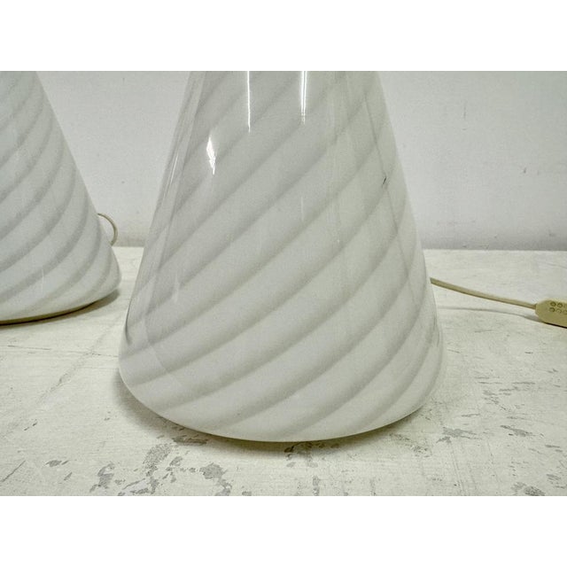 White Conical Murano Table Lamps, 1970s, Set of 2 For Sale - Image 8 of 12