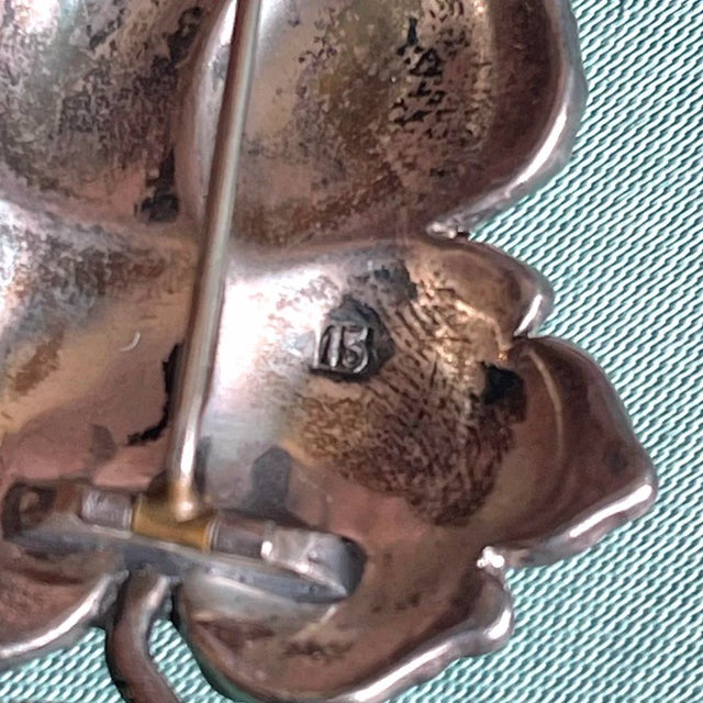 Late 19th Century Victorian Bohemian Garnet Silver Leaf Brooch For Sale - Image 11 of 11