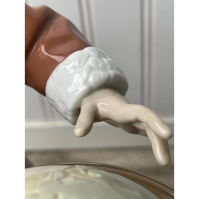 Ceramic Lladro Santa Figurine #1813 'Christmas Journey' Retired 1996 For Sale - Image 7 of 16