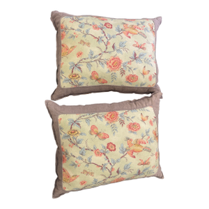 Pair of Custom Made Linen and Silk Pillows, Newly Made, Chinoiserie Pattern