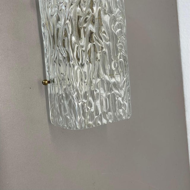 Hollywood Regency Cubic Ice Glass Wall Light from Kalmar Leuchten, 1960s For Sale - Image 6 of 18
