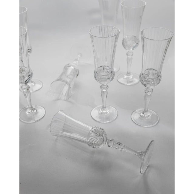 Vintage Italian Melodia Champagne Glasses in Cut Crystal, 1980s, Set of 8 For Sale - Image 10 of 11