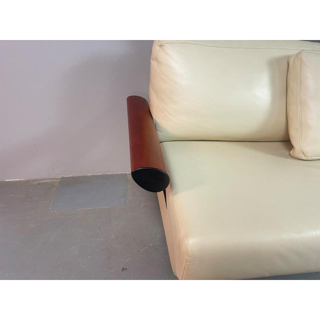 Mid-Century Italian Cream Leather Landscape Sofa with Chaise Longue and Integrated Table from Frighetto, Italy, 1980s, Set of 2 For Sale - Image 6 of 18