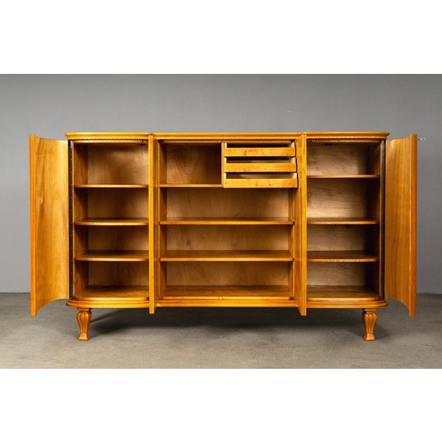 Art Deco Style Sideboard in Walnut For Sale - Image 3 of 18