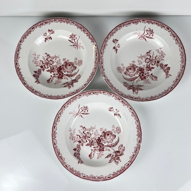19th Century Fontange Soup Plates in Red from Sarreguemine, Set of 3 For Sale - Image 3 of 12