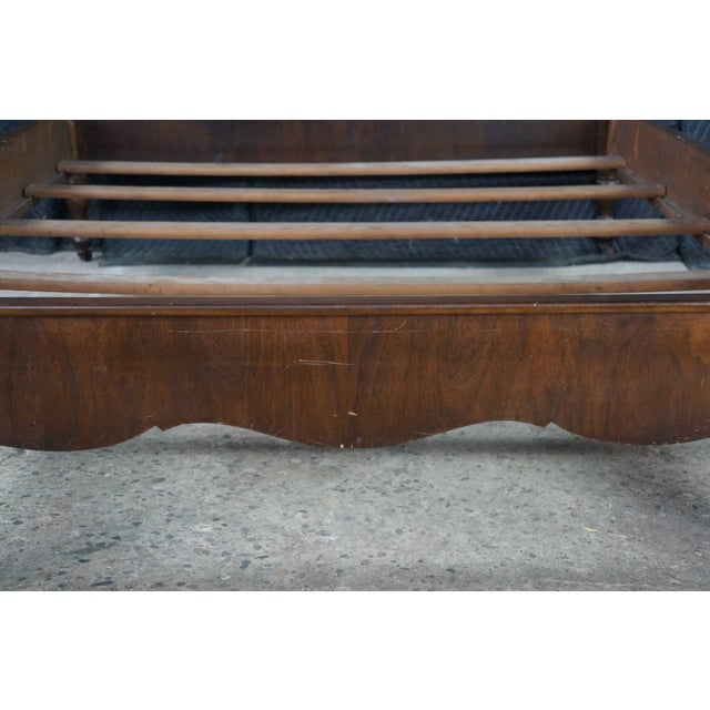 Early 20th Century Antique Early American Colonial Style Mahogany 4 Post Acorn Finial Full Size Bed For Sale - Image 5 of 18