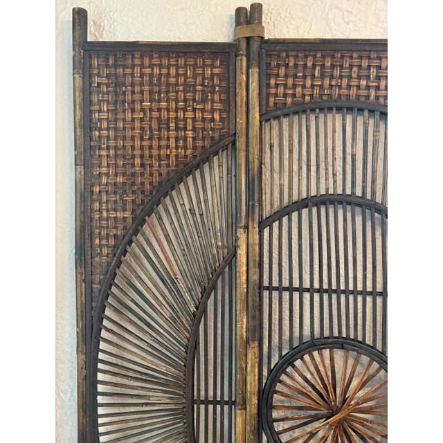 Mid 20th Century Bamboo Wicker Sunburst Folding Room Divider Screen, 3 Panel For Sale - Image 4 of 10