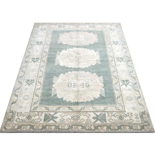 1960s Turkish Oushak Rug For Sale In Los Angeles - Image 6 of 6