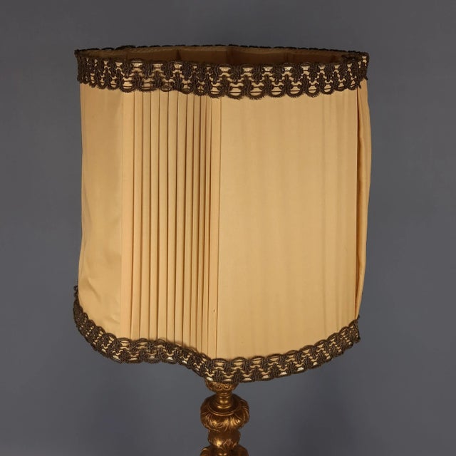 Metal Antique Table Lamp in Wood and Brass, 1890s For Sale - Image 7 of 18