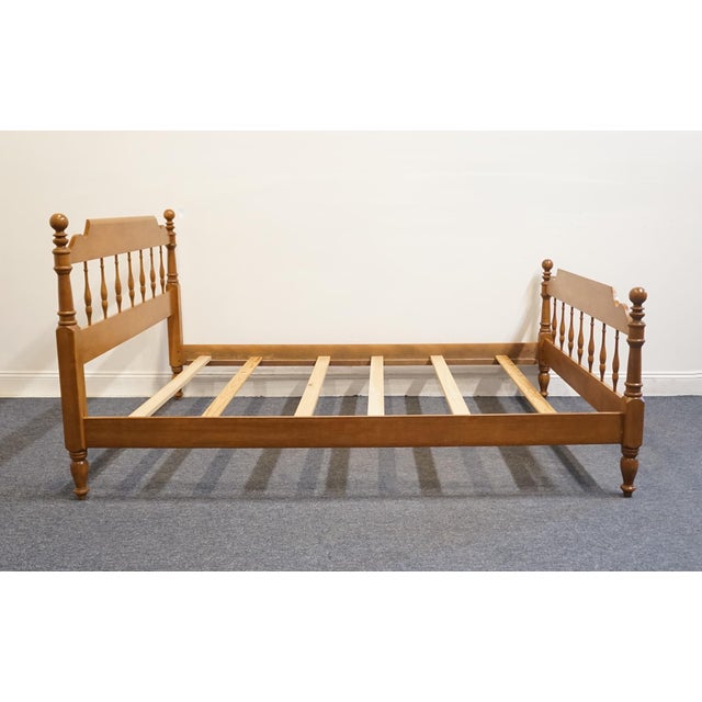 Ethan Allen Heirloom Nutmeg Maple Colonial Early American Full Size Spindle Bed 10-5611 For Sale In Kansas City - Image 6 of 11