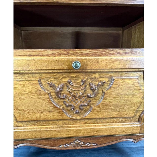 French Louis XIV Chest of Drawers For Sale - Image 3 of 15