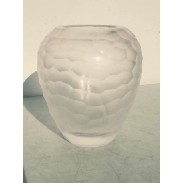 Vintage Hand-Carved & Faceted Pink Glass Vase For Sale In New York - Image 6 of 7