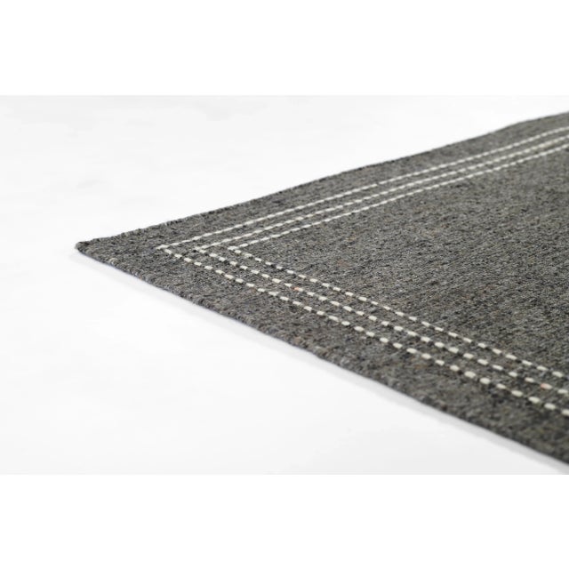Momeni Oliver Charcoal Hand Loomed Area Rug 3'6" X 5'6" For Sale In Atlanta - Image 6 of 9