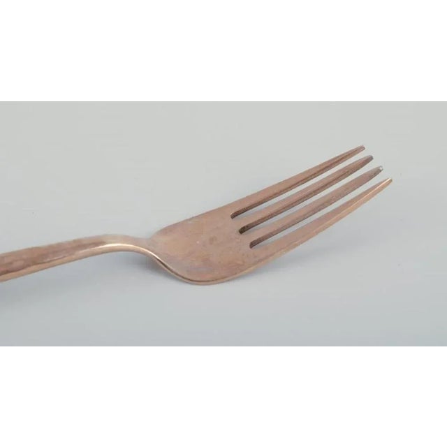 Scandinavian Twelve-Person Dinner Service in Hammered Brass, 1970s, Set of 24 For Sale - Image 6 of 8