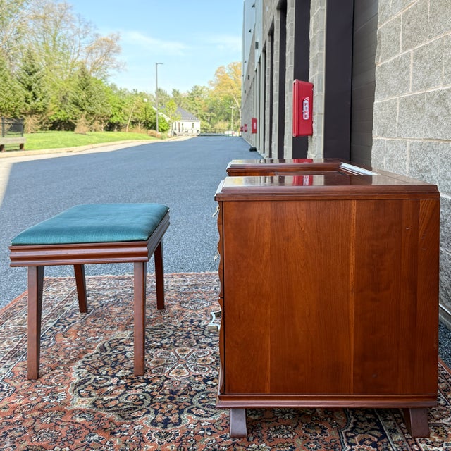 Mid Century Modern Kling Furniture Cherry Modern Collection Solid Cherry 6 Drawer Vanity & Bench For Sale - Image 12 of 18
