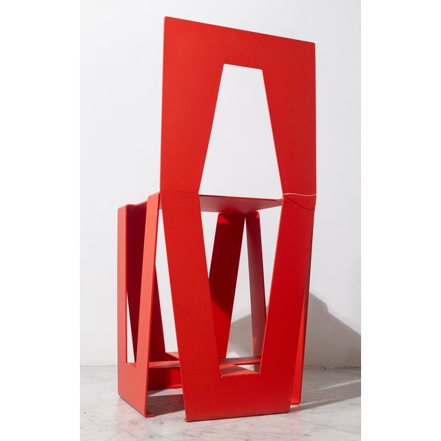 The Diamond chair, designed by Dario Nasuti, represents the most raw and architectural essence of his stylistic research....