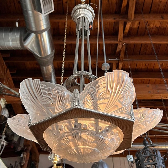 1930s Vintage French Georges Leleu Art Deco Cast Metal and Glass 9-Light Chandelier For Sale - Image 5 of 12