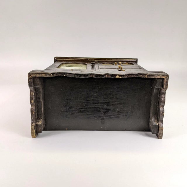 20th Century Miniature Lacquered Jewelry Box For Sale In San Francisco - Image 6 of 9