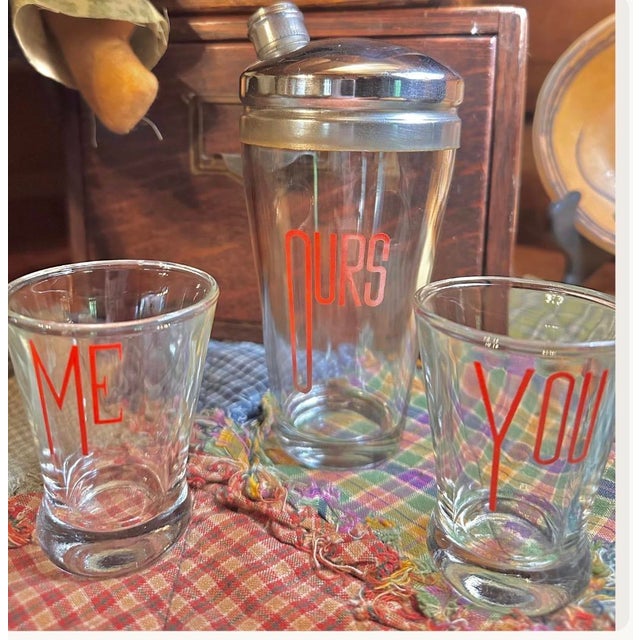 Rare, Art Deco Three-piece "Cocktails for Two" vintage shaker set. Shaker and glasses are in clear glass with red enamel...