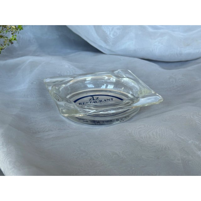 1950s Vintage New York City Glass Restaurant Ashtray For Sale - Image 5 of 9