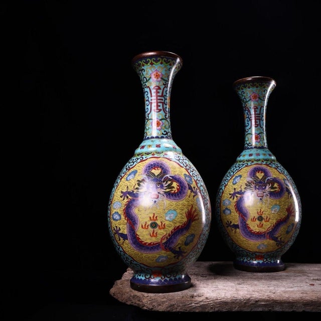 Dimensions (Each): Height 46cm (18.11") x Diameter 20cm (7.87") Total Weight (Pair): 8200 grams (approx. 18.08 lbs)...