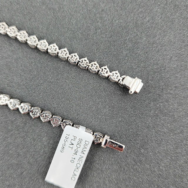 24.10 Ct Diamond Tennis Necklace For Sale In Chicago - Image 6 of 8