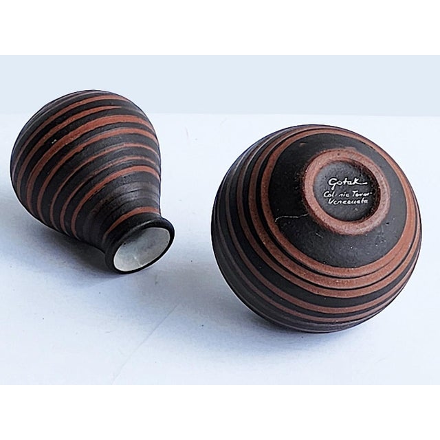 Vintage Signed Studio Pottery Bud Vases by Gotek - Colonia Tovar, Set of 2 For Sale In Miami - Image 6 of 11