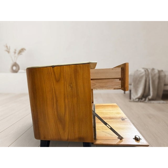 Mid-Century Modern Bedside Table by Jindřich Halabala for ÚpP Závody, Czechoslovakia, 1950s For Sale - Image 13 of 18
