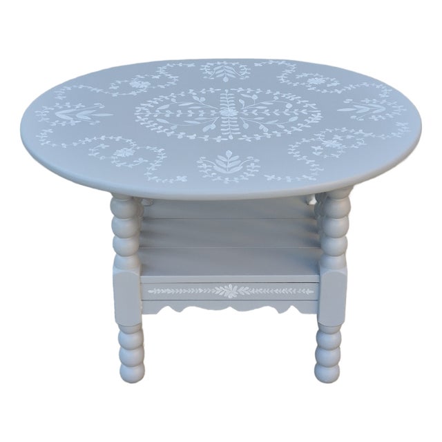 Vintage Paint Decorated Light Blue-Gray Oak Spool Bobbin Leg Oval Coffee Table Side Table For Sale