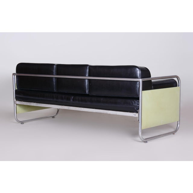 Bauhaus Bauhaus Sofa in Chrome and Leather by Vichr a Spol, 1930s For Sale - Image 3 of 6