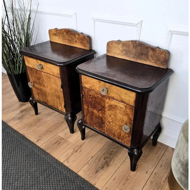 Italian Art Deco Nightstands in Burl Walnut, 1940s, Set of 2 For Sale - Image 6 of 10