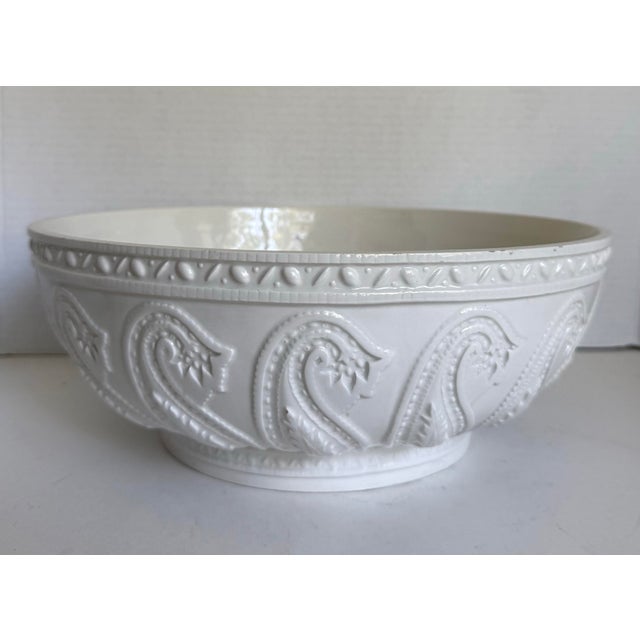 Vintage Mottahedeh Italian Ceramic Relief Centerpiece Serving Bowl For Sale - Image 11 of 11