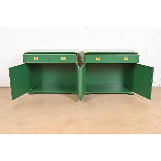 1970s Thomasville Mid-Century Hollywood Regency Campaign Green Lacquered Bar Cabinets, Newly Refinished For Sale - Image 5 of 13
