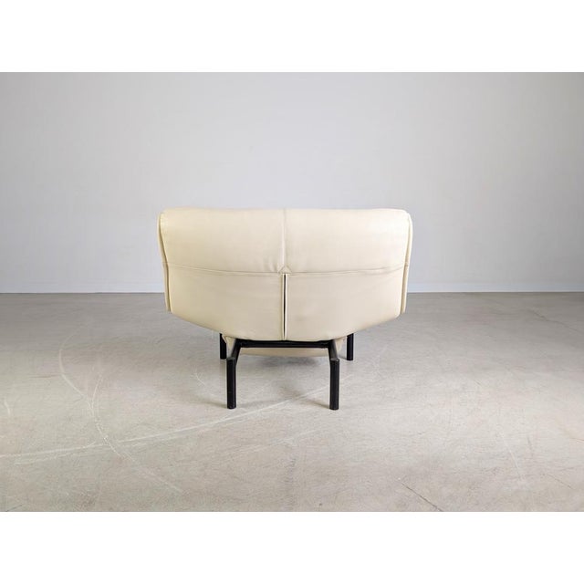 Veranda Lounge Chair in Leather by Vico Magistretti for Cassina, 1980s For Sale - Image 6 of 17
