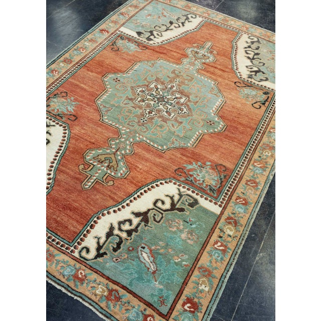 Turkish Turkish Vintage Rug 4'8" x 6'10" #17982 For Sale - Image 3 of 8