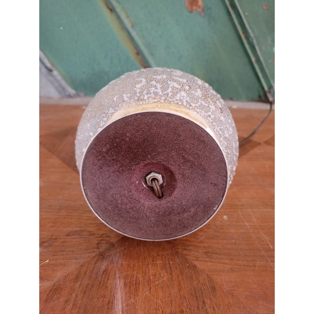 1950s Mid Century Modern Gerald Thurston for Lightolier Ceramic & Brass Table Lamps, Pair For Sale - Image 14 of 18